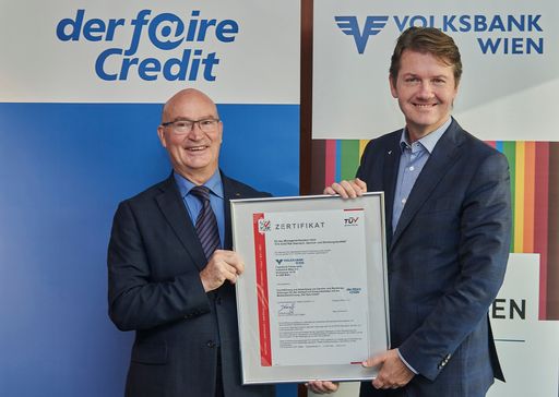 Vorschau Bild von Verleihung des Zertifikates von TÜV AUSTRIA an die VOLKSBANK WIEN
AG