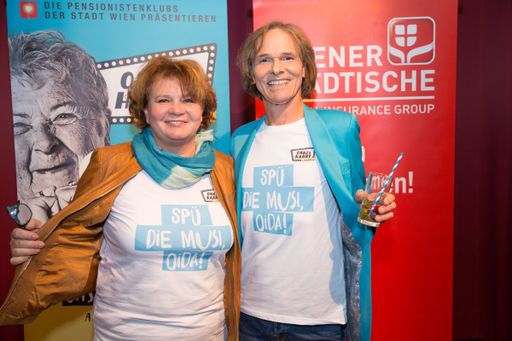 Madlena Komitova, Chefin der 150
PensionistInnenklubs für die Stadt Wien mit Musical-Komponist
Michael Scheikl beim Kick-off und Casting-Aufruf von "Onkel Harry"
im Studio Akzent.