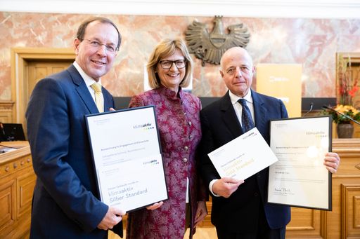 Vorschau Bild von DI Wolfgang Gleissner Geschäftsfüher BIG, Bundesministerin für
Nachhaltigkeit und Tourismus Dipl.-Ing. Maria Patek, MBA,
Justizminister Dr. Clemens Jabloner