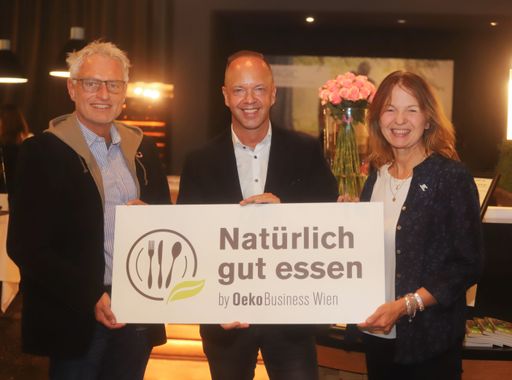  Übergabe Auszeichnung "Natürlich gut essen"