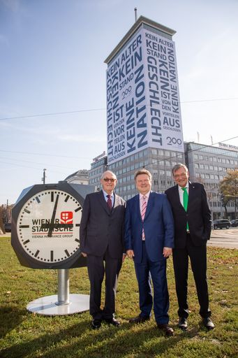 Wiener Städtische unterstützt Upgrade für die
Wiener Würfeluhren