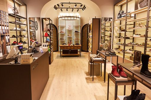 Neuer offizieller Mono-Brand-Store bietet ab sofort umfassendes
Produktsortiment der beliebten Premium-Lifestyle-Marke (Bildnutzung
freigegeben zur einmaligen redaktionellen Verwendung im Rahmen der
Berichterstattung über das Store Opening in Wien). Weiterer Text
über ots und www.presseportal.de/nr/110692