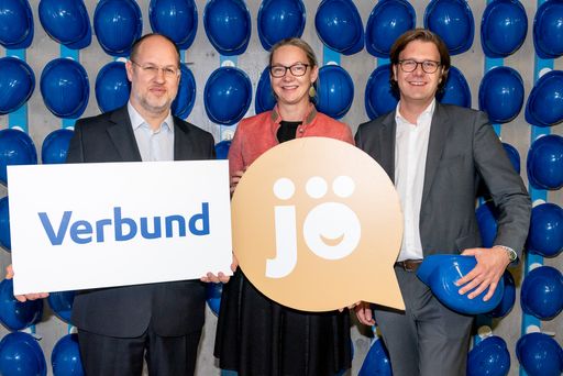  (v.l.n.r.): Jürgen Bormann, Geschäftsführer der
VERBUND Sales GmbH, Ulrike Kittinger, Geschäftsführerin jö Bonus
Club und Mario Günther Rauch, Geschäftsführer jö Bonus Club