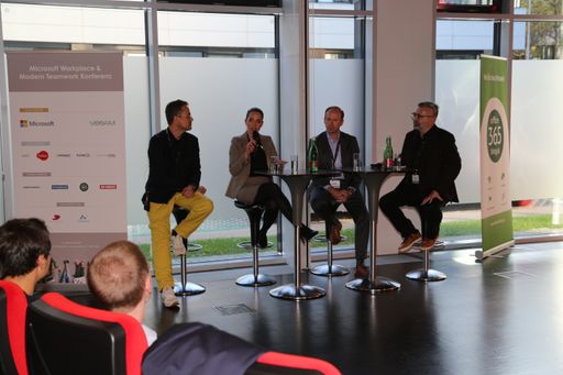 Vorschau Bild von Den Abschluss der eintägigen Veranstaltung bildete
eine Podiumsdiskussion mit Kathrin Wacker, Public Sector Lead bei
Microsoft Österreich, Mario Zimmermann, Country Manager Austria bei
Veeam Software, und dem Transformationsexperten Nahed Hatahet.
