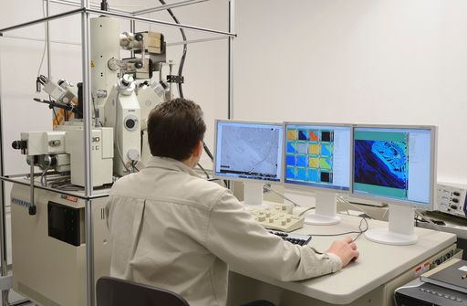  Forscher bei der Arbeit