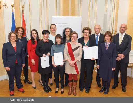 Gruppenfoto Gabriele-Possanner-Preise