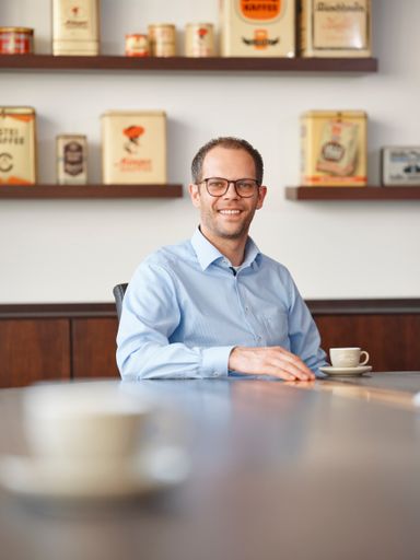 Vorschau Bild von Ulli Minges: "Das heimkompostierbare Kapselkonzept
von Golden Compound / ALPLA hat uns in allen Belangen überzeugt."