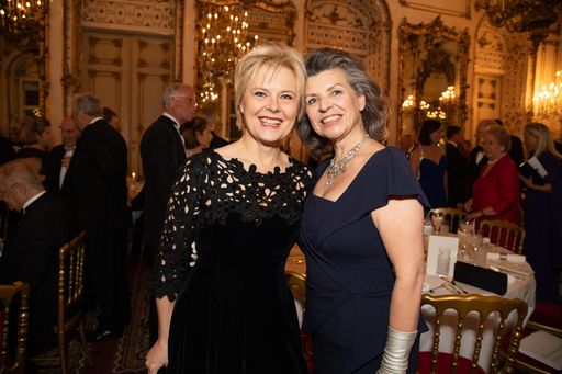 Vorschau Bild von verstehen sich gut: Ildiko Raimondi und Christine Zach