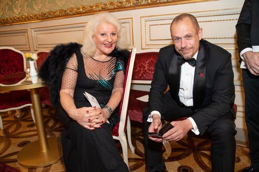 Vorschau Bild von Gratulierten der Tanzschule Elmayer zum Jubiläum: Marika Lichter
und Gery Keszler