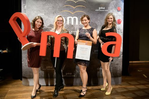 Vorschau Bild von Studierende der FH Gesundheitsberufe OÖ erhalten
den pma junior award 2019 von Projekt Management Austria