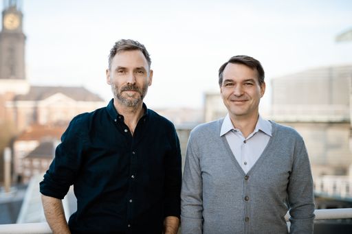 Jens Schröder und Markus Wolff übernehmen Chefredaktion der
GEO-Titel und P.M.-Gruppe / Markus Wolff + Jens Schröder,
GEO-Chefredaktion. Weiterer Text über ots und
www.presseportal.de/nr/6562 / Die Verwendung dieses Bildes ist für
redaktionelle Zwecke honorarfrei. Veröffentlichung bitte unter
Quellenangabe: "obs/Gruner + Jahr GmbH/Guido Rottmann"