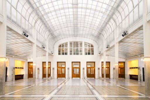 Vorschau Bild von Alte Postsparkkasse - große Kassenhalle