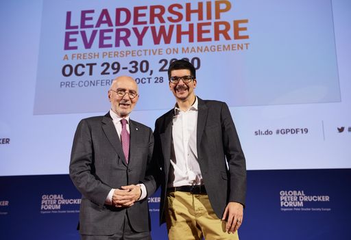  Global Peter Drucker Forum Gründer Richard Straub
mit Conference Chair Alexander Osterwalder