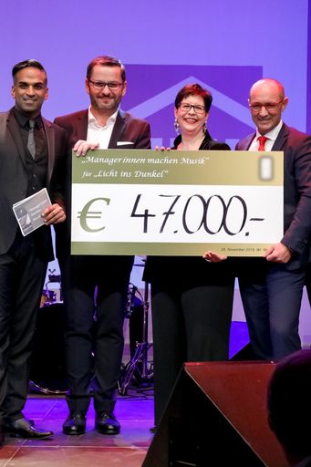 Vorschau Bild von (v.l.): Ramesh Nair, Martin Himmelbauer, Christine Marek, Thomas
Zanyath