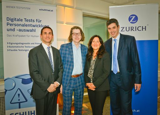  Mag. Marco Vetter (CPO SCHUHFRIED), Prof. Dr. Martin Kersting
(Vortragender), Mag. Silvia Emrich (Vorstandsmitglied der Zürich
Versicherungs AG) und Mag. Stefan Potyka (CSO SCHUHFRIED)
