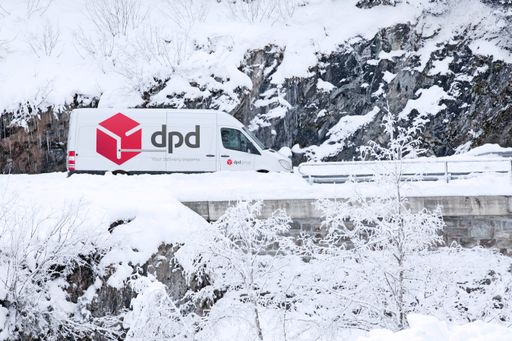 DPD stellt in der Vorweihnachtszeit an Spitzentagen
bis zu 270.000 Pakete zu.