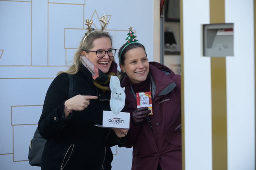  Denise Waringer und Cornelia Stastny, Brand
Managerin Purina PetCare Österreich, in der Fotobox