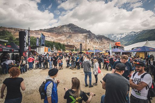 Vorschau Bild von 1500 Teilnehmer und mehr als 40.000 Besucher machen
das Erzbergrodeo zum renommiertesten Motorrad-Offroadevent der Welt
