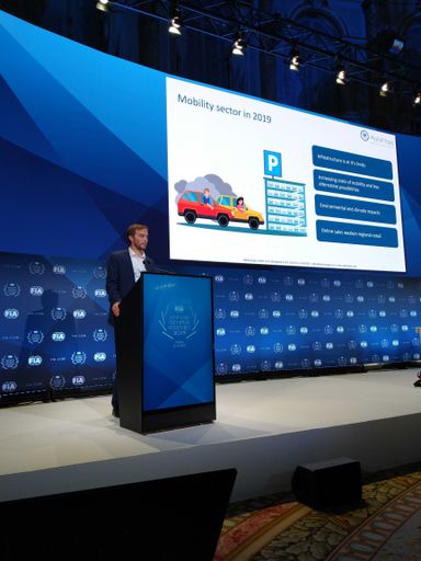  René Schader auf der Bühne der FIA Region I
Jahreshauptversammlung
