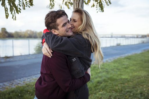 Vorschau Bild von Liebes-News bei "Köln 50667": Die "Köln 50667"-Darsteller Daniel
und Carolina sind jetzt auch privat zusammen! Weiterer Text über ots
und www.presseportal.de/nr/6605 / Die Verwendung dieses Bildes ist
für redaktionelle Zwecke honorarfrei. Veröffentlichung bitte unter
Quellenangabe: "obs/RTLZWEI/RTLZWEI/ Per Florian Appelgren"