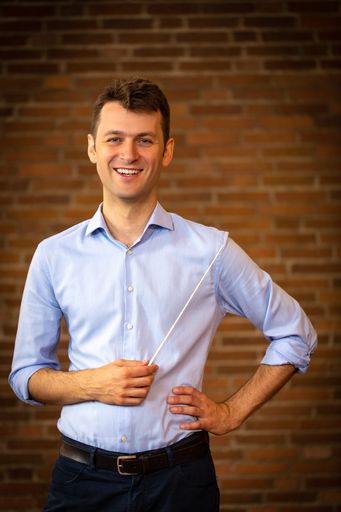  Nicolai Bernstein, Dirigent, Geiger und künstlerischer Leiter der
Kammerphilharmonie Frankfurt, ist einer der 15 neuen "Akademie
Musiktheater heute"-Stipendiaten 2019-2021. Weiterer Text über ots
und www.presseportal.de/nr/131895 / Die Verwendung dieses Bildes ist
für redaktionelle Zwecke honorarfrei. Veröffentlichung bitte unter
Quellenangabe: "obs/Deutsche Bank Stiftung/Leopardi"