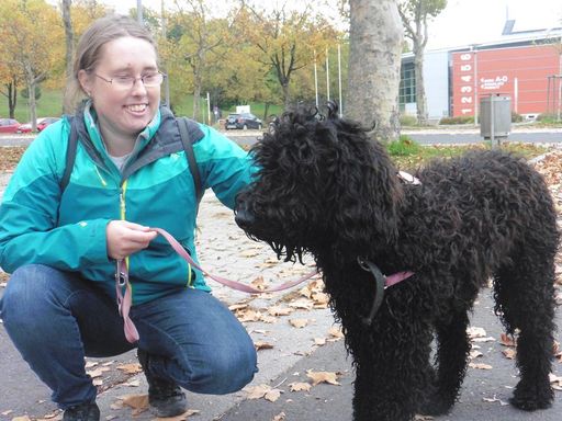  Melanie beim Kennenlernen mit Azubi Milo