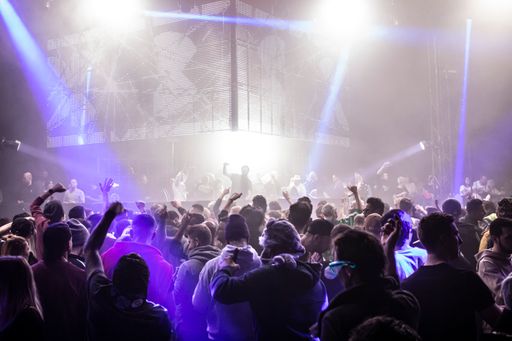  7.000 Technofans beim Rave on Snow 2019