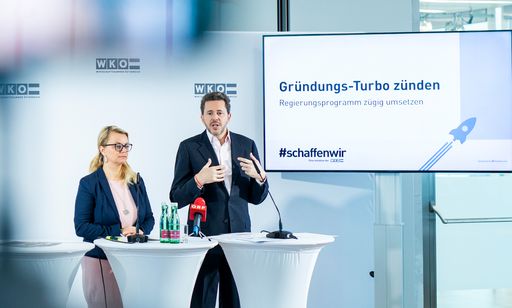 Pressegespräch „Gründerboom hält an“: WKÖ-Präsident
Harald Mahrer und JW-Bundesvorsitzende Christiane Holzinger
präsentieren die Gründerzahlen für 2019.