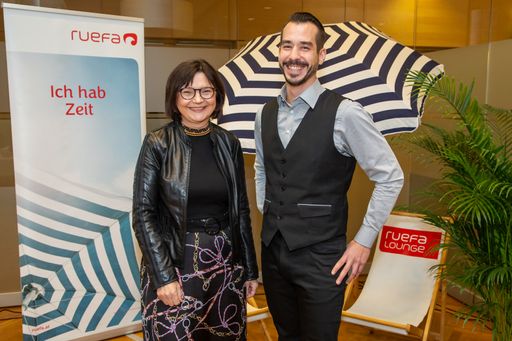 https://www.apa-fotoservice.at/galerie/21929 Im Bild v.l.n.r.:
Helga Freund, Verkehrsbüro Group; Stefan Gensasz, Marketagent.com
online reSEARCH GmbH