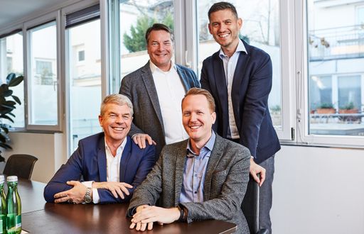 Mit gebündelten Kräften gemeinsamen Fokus stärken:
(v.l.n.r.) Jan Hein Simons, Olaf Steinhage, Martin Schaffer, Patrick
Adamle