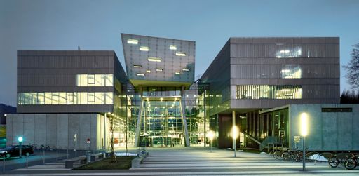  Neuer Lehrgang an der FH Salzburg: "Digitale Kommunikation und
Führung" - ab Frühjahr 2020