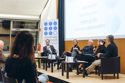  Im Bild v.l.n.r.: Prof. Dr. Markus Hengstschläger,
Prof. Dr. Sarah Spiekermann-Hoff, Prof. Dr. Hannes Werthner, Prof.
Dr. Christiane Wendehorst, LL.M., DDr. Erich Prem
