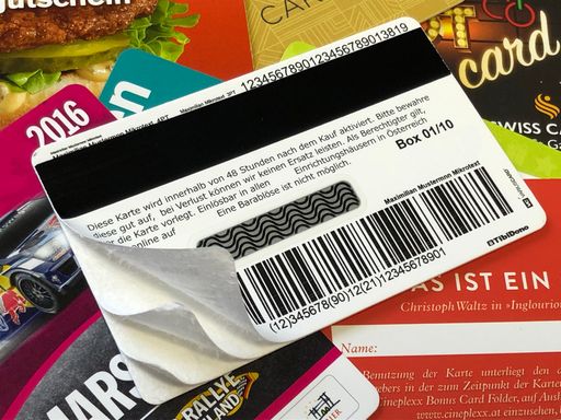 Vorschau Bild von Kartonkarten als Alternative zu Plastikkarten
können sowohl mit Barcode als auch Magnetstreifen oder Chip
ausgestattet werden.