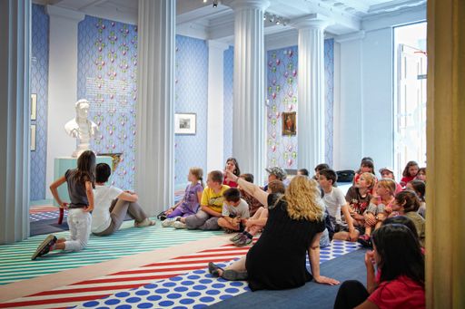 Vielfältige Ausstellungen und spezielle Angebote
für Familien locken in das Schloss Esterházy nach Eisenstadt