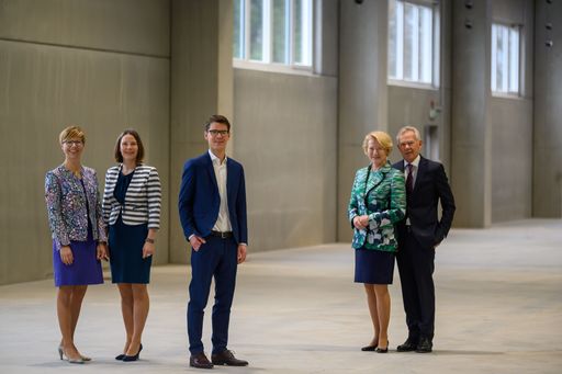 von links: Mag. (FH) Martina Faukal, BM DI Cornelia Wieder, DI
Georg Wieder, Ing. Maria Wieder, BM Ing. Josef Wieder