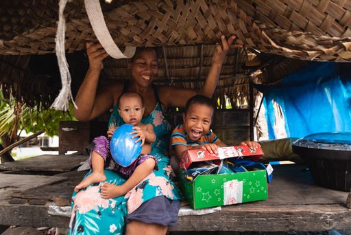 Schuhkarton-Verteilung in Kiribati Weiterer Text über ots und
www.presseportal.de/nr/56021 / Die Verwendung dieses Bildes ist für
redaktionelle Zwecke honorarfrei. Veröffentlichung bitte unter
Quellenangabe: "obs/Samaritan's Purse e. V."
