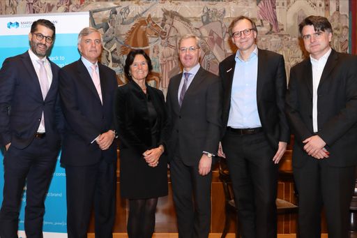  https://www.apa-fotoservice.at/galerie/22235 Im Bild v.l.n.r.:
Lukas Herrmanns (Chief Commercial Officer Marsh CSEE), Alexander
Moczarski (Chairman Marsh&McLennan International), Dr. Christine
Catasta (PWC Chairman and Senior Partner), Dr. Norbert Röttgen
(Vorsitzender des Auswärtigen Ausschusses), Dr. Andreas Bierwirth
(Magenta Telekom Vorsitzender der Geschäftsführung), Christian
Ultsch (Moderation)