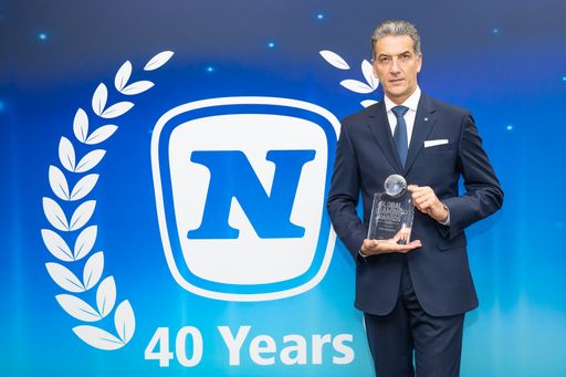 Mag. Harald Neumann mit “Casino Supplier of the
Year”-Award