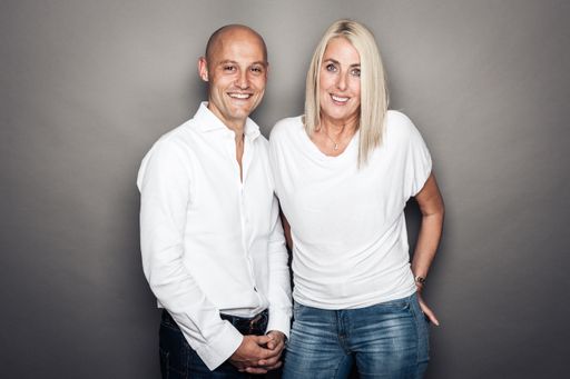 Vorschau Bild von Die stolzen CEOs der Dachmarke Symposion Hotels:
Andreas und Andrea Kernreiter