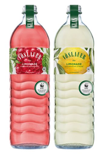 Serbische Himbeere-Brombeere und Sizilianische
Zitrone in der 0,5 Liter Glasflasche mit dem WWF Partnerlogo