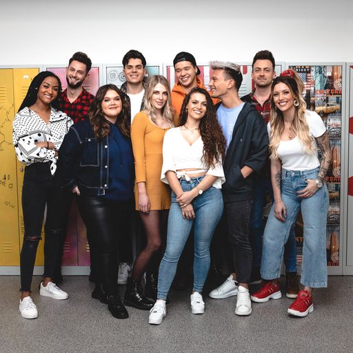 Acht Uhr Unterrichtsbeginn - nun auch für neue Lehrer und einen
neuen Schüler! Ab Montag, den 17. Februar 2020, startet die vierte
Staffel der beliebten Daily-Soap "Krass Schule - Die jungen Lehrer"
bei RTLZWEI. In den kommenden Folgen nimmt das turbulente Schulleben
an der Erich-Felbert-Gesamtschule wieder Fahrt auf. Im neuen
Schulgebäude geht es wieder hoch her und neue Lehrer sowie ein neuer
Schüler mischen den Unterricht ordentlich auf. Neue Lehrer und ein
neuer Schüler bereichern ab sofort die vierte Staffel der
RTLZWEI-Daily-Soap "Krass Schule - Die jungen Lehrer" und turbulente
Zeiten stehen an. Die Folgen sind im Anschluss an die Ausstrahlung
30 Tage lang kostenlos bei www.tvnow.de verfügbar. Weiterer Text
über ots und www.presseportal.de/nr/6605 / Die Verwendung dieses
Bildes ist für redaktionelle Zwecke honorarfrei. Veröffentlichung
bitte unter Quellenangabe: "obs/RTLZWEI/Niklas Niessner"