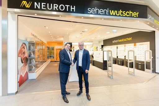 Vorschau Bild von Lukas Schinko, Vorstandsvorsitzender von Neuroth
und Fritz Wutscher, Inhaber und Geschäftsführer von sehen!wutscher