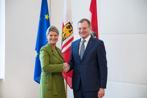 Arbeitsgespräch von LH Thomas Stelzer mit
Verteidigungsministerin Klaudia Tanner in Linz
