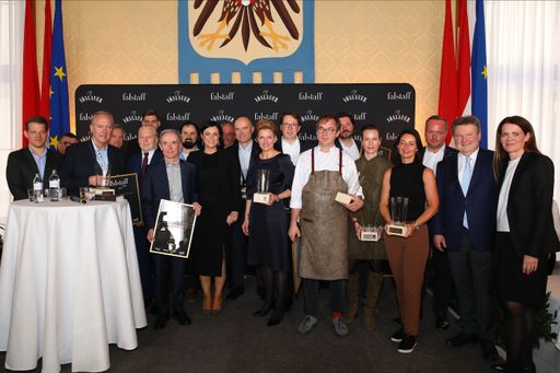  https://www.apa-fotoservice.at/galerie/22415 Im Bild:
Bundeslandsieger und Gastgeber des FALSTAFF Restaurantguide 2020