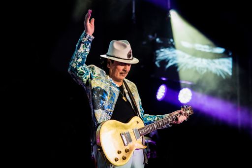 Vorschau Bild von Carlos Santana..Milano Summer Festival
2018...Ippodromo San Siro Milan Italy IT....28 june 2018...This
image is copyright © Roberto Finizio. All right reserved. This photo
must not be used under ANY circumstances without written
consent...for info and photos visit my website
www.robertofinizio.it..Questa immagine è protetta da copyright ©
Roberto Finizio. Tutti i diritti sono riservati. L'immagine non deve
essere utilizzata in nessun caso senza autorizzazione scritta
dell'autore...per info e materiale fotografico visita il mio sito
www.robertofinizio.it