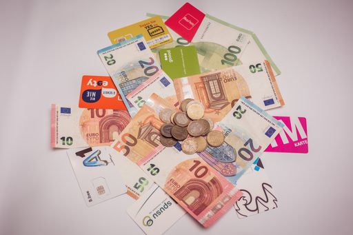 Vorschau Bild von Die Mobilfunkpreise steigen seit 2016
kontinuierlich