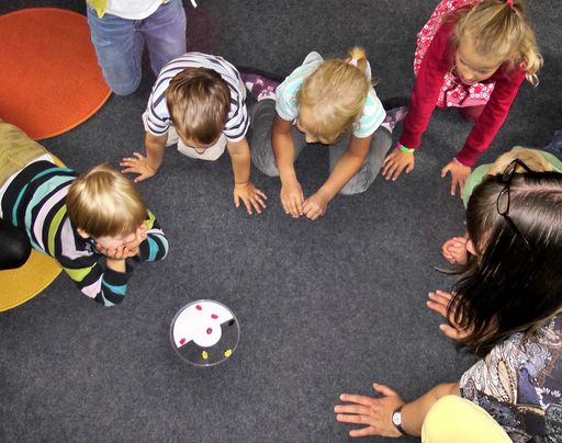  Bei Kinderbetreuungsengpass: Task Force Family
Business hilft unter 0800 20 20 99!