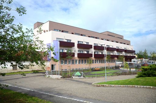 OptimaMed Neurologisches Rehabilitationszentrum Kittsee -
Außenansicht