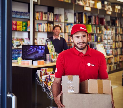 Um stationäre Händler für die es momentan sehr
schwer ist ihre Waren zu vertreiben, hat DPD Austria innerhalb
kürzester Zeit ein Online-Versand-Service entwickelt: DPD Fast &
Easy, ein Starter Kit, das auf die Anforderungen lokaler Händler
zugeschnitten ist.