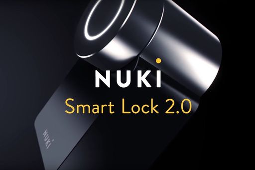 Vorschau Bild von Das Nuki Smart Lock wird an der Innenseite auf dein
bestehendes Türschloss montiert und ist innerhalb von drei Minuten
startbereit.